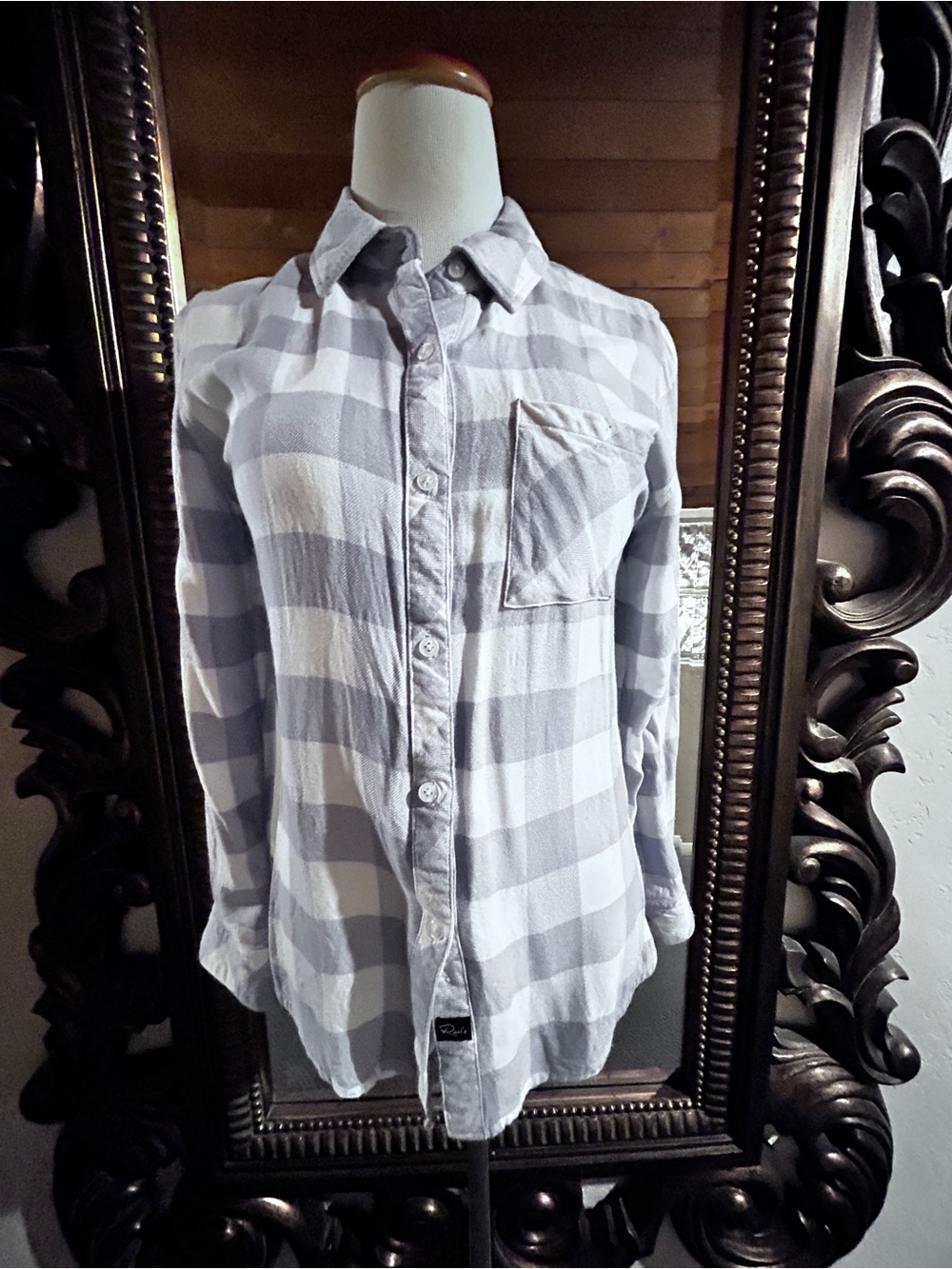Rails women’s Gray and White Plaid Button-Down Shirt